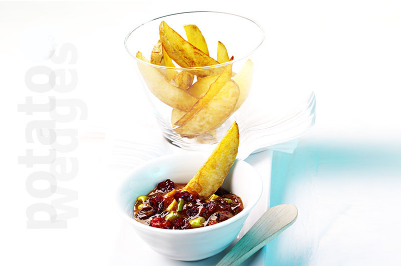 Knusprige Potato Wedges mit Cranberry-Dip | Rezept